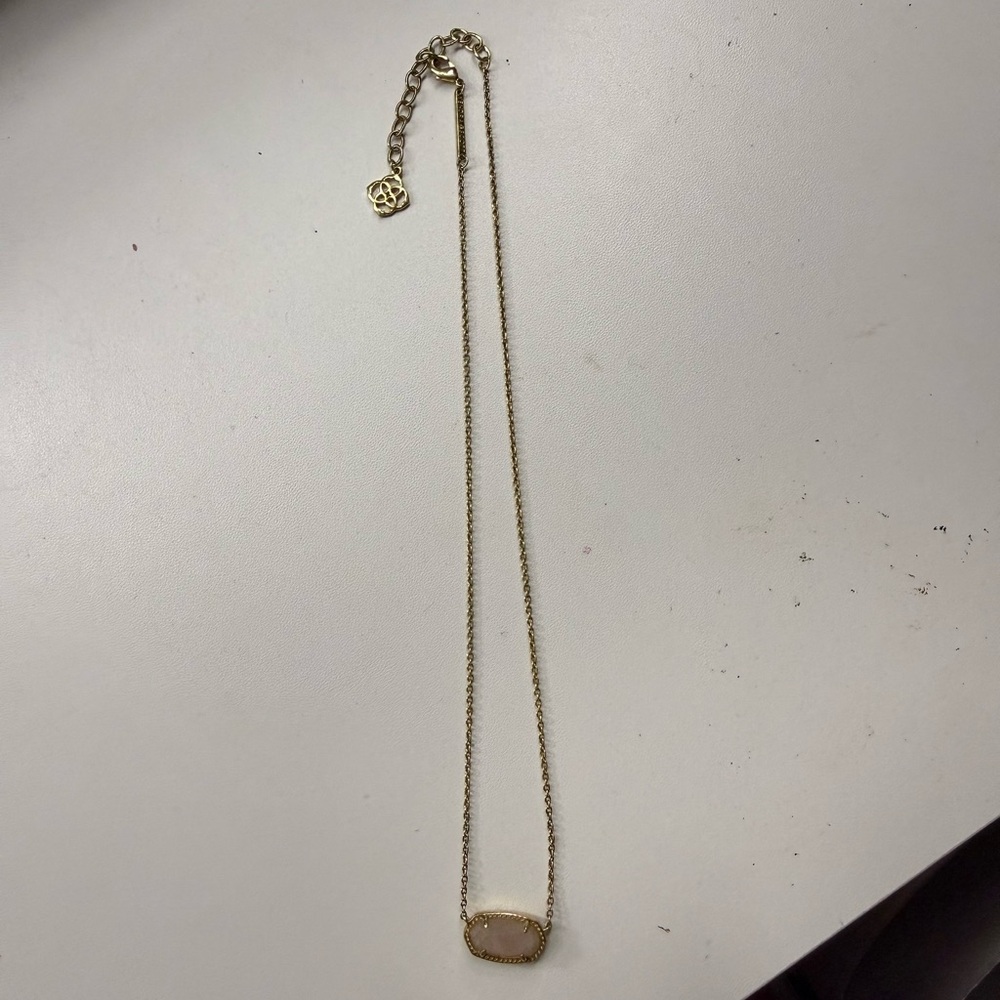 Kendra Scott Gold Necklace with Oval Pendant